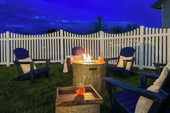 YOUR PRIVATE HOT-TUB RETREAT IN WALLA WALLA WINE COUNTRY - Image 1