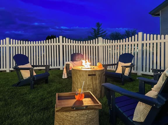 YOUR PRIVATE HOT-TUB RETREAT IN WALLA WALLA WINE COUNTRY - Image 1